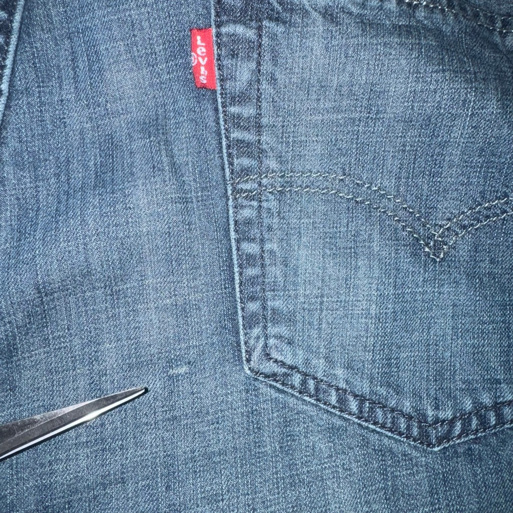 Men's Levi's 514 Straight Jeans Waist 34x32 Medium Washed Wiskered - Picture 14 of 14